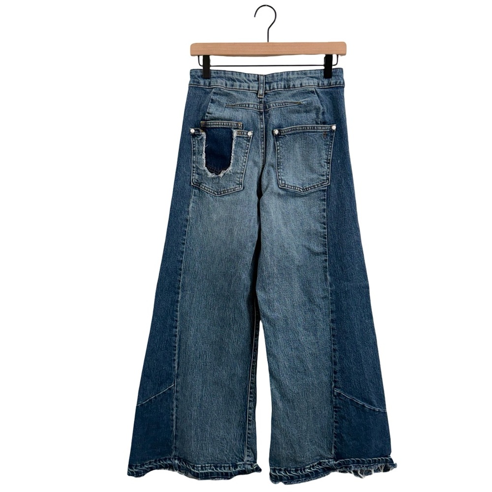 Pilcro Anthropology Two-Tone Blue Flare Jeans - Picture 3 of 10